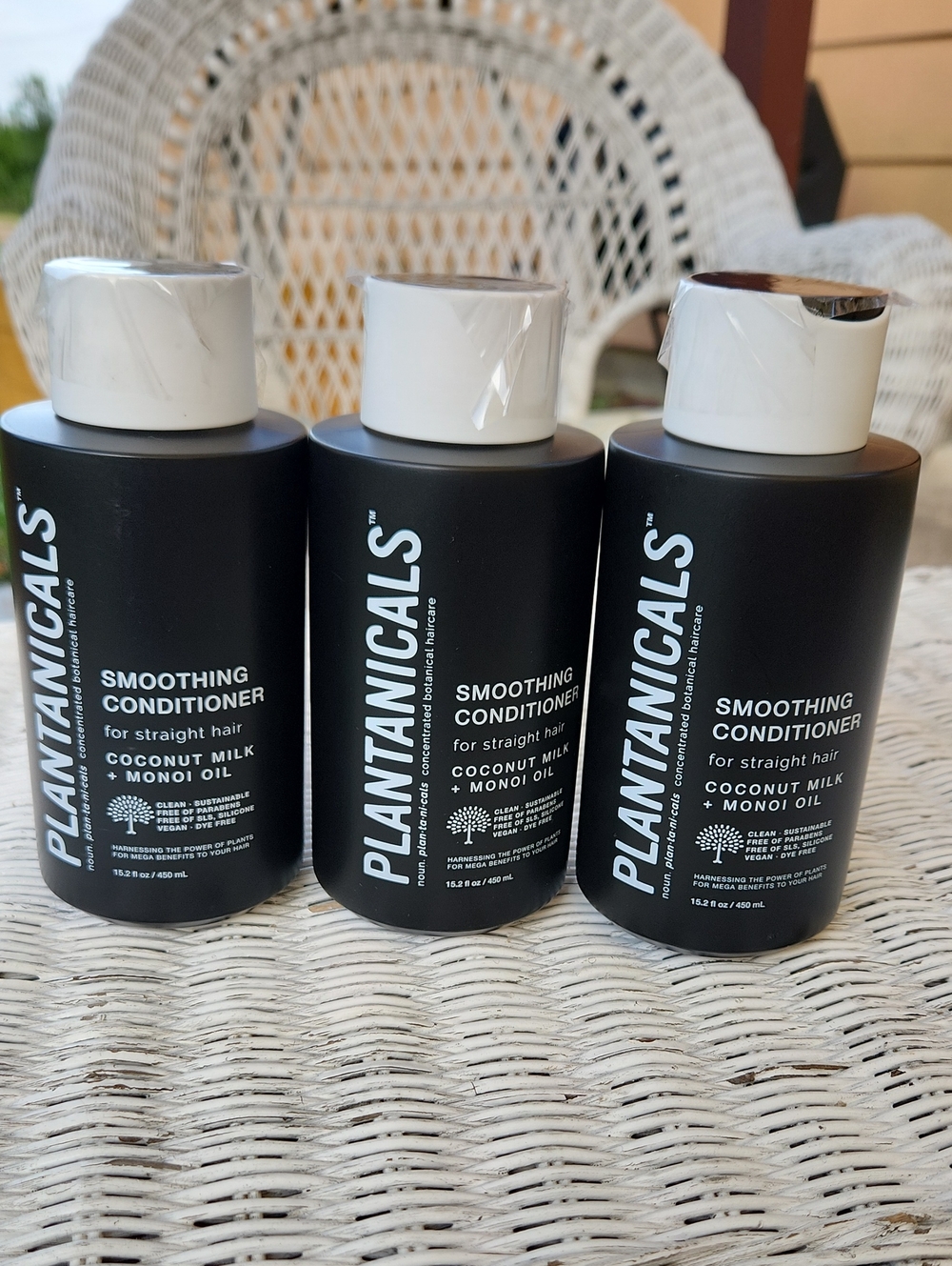 New PlantanicalS Smoothing Conditioner - Coconut Milk + Monoi Oil